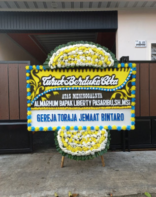 Papan Bunga Duka di Lahomi